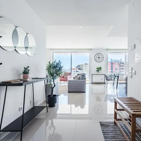 The Heart Of Deluxe By Ideal Homes *